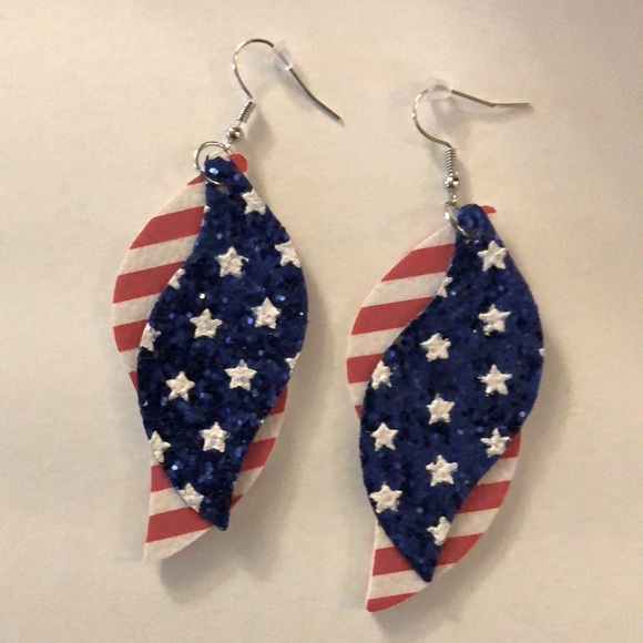 Patriotic Drop Fun Earrings - New - Picture 2 of 7